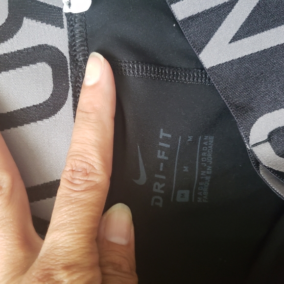Nike pro leggings - Picture 3 of 3